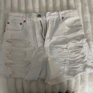 00 White Ripped Amerian Eagle Jean Shorts